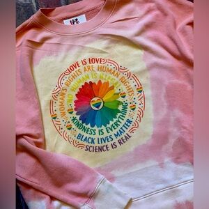 Sweatshirt comfy never worn BRAND NEW